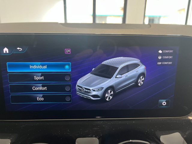 MERCEDES-BENZ GLA 200 usata, con Airbag Passeggero