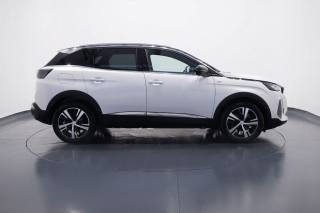 PEUGEOT 3008 usata, con Boardcomputer