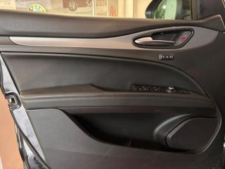 ALFA ROMEO Stelvio usata, con Autoradio
