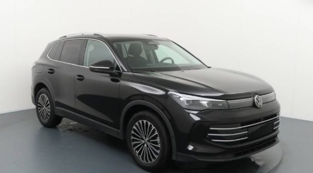 VOLKSWAGEN Tiguan usata, con Cerchi in lega