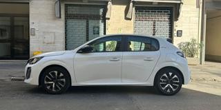PEUGEOT 208 usata, con Autoradio