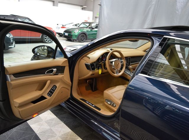 PORSCHE Panamera usata, con Airbag