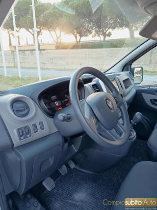 RENAULT Trafic usata 19