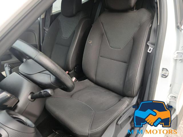 RENAULT Clio usata, con Climatizzatore