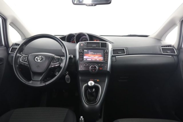 TOYOTA Verso usata 4