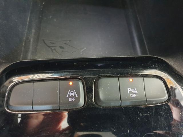 OPEL Corsa-e usata, con ESP