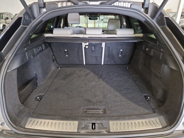 LAND ROVER Range Rover Velar usata, con Interni in pelle