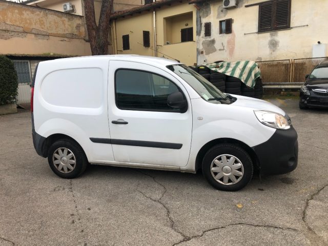 RENAULT Kangoo usata, con ESP