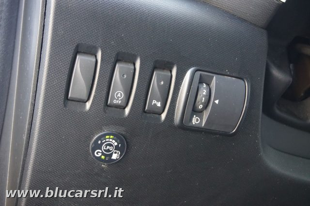 RENAULT Twingo usata, con Bluetooth