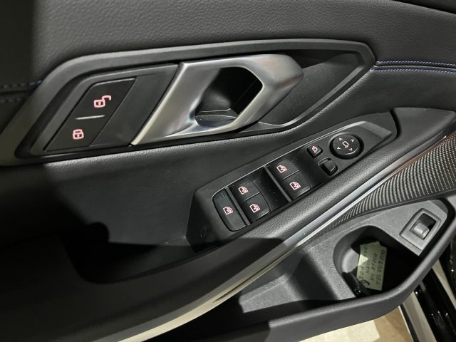 BMW 320 usata, con Park Distance Control