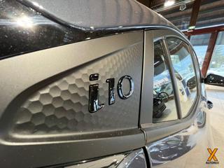 HYUNDAI i10 usata, con Park Distance Control