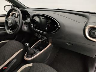 TOYOTA Aygo X usata, con Autoradio digitale