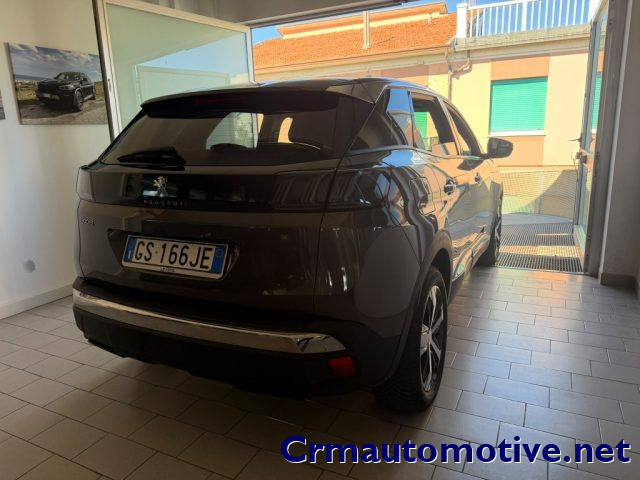PEUGEOT 3008 usata, con Airbag