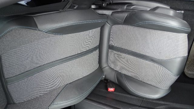 PEUGEOT 5008 usata 64