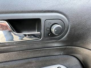 VOLKSWAGEN Golf usata, con Specchietti laterali elettrici