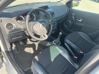 RENAULT Clio usata, con Specchietti laterali elettrici