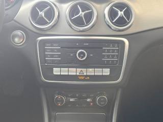 MERCEDES-BENZ GLA 200 usata, con Bracciolo
