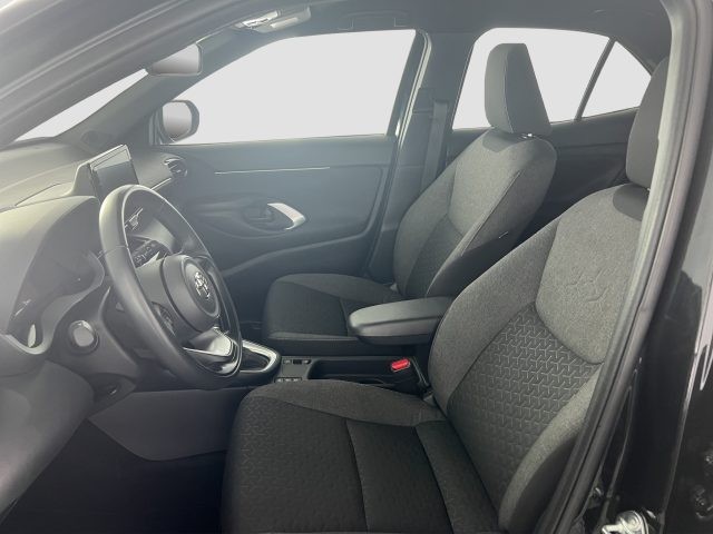 TOYOTA Yaris Cross usata 8