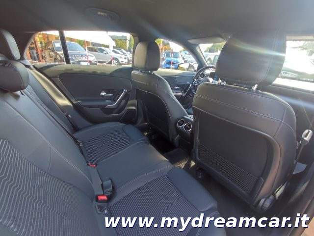MERCEDES-BENZ CLA 200 usata, con Autoradio digitale
