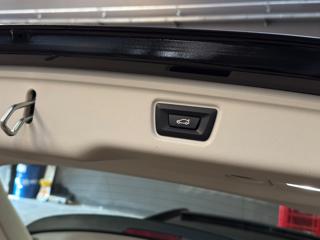 BMW 320 usata, con Portellone posteriore elettrico