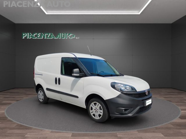 FIAT Doblo usata, con USB