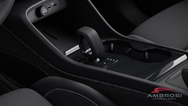 VOLVO XC40 usata 13