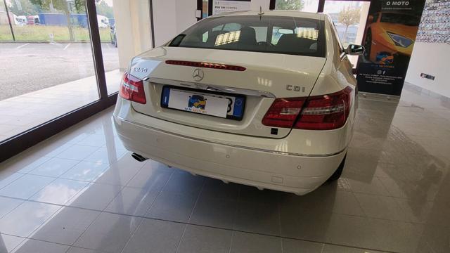 MERCEDES-BENZ E 250 usata, con Cerchi in lega