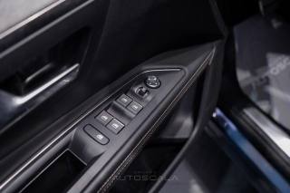 PEUGEOT 5008 usata, con Controllo automatico clima