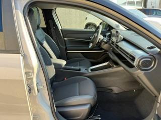 JEEP Avenger usata, con Controllo automatico clima