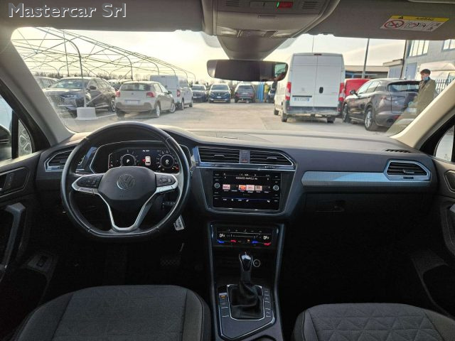 VOLKSWAGEN Tiguan usata, con Park Distance Control