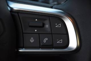 JEEP Avenger usata, con USB