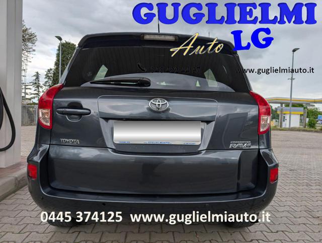 TOYOTA RAV 4 usata, con Cerchi in lega