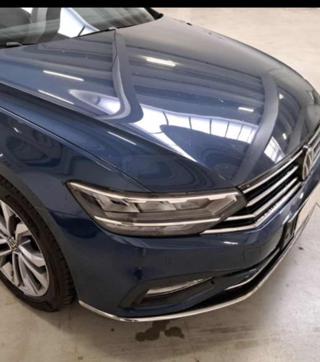 VOLKSWAGEN Passat Variant usata, con Climatizzatore