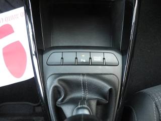 KIA Stonic usata, con Sensori di parcheggio posteriori