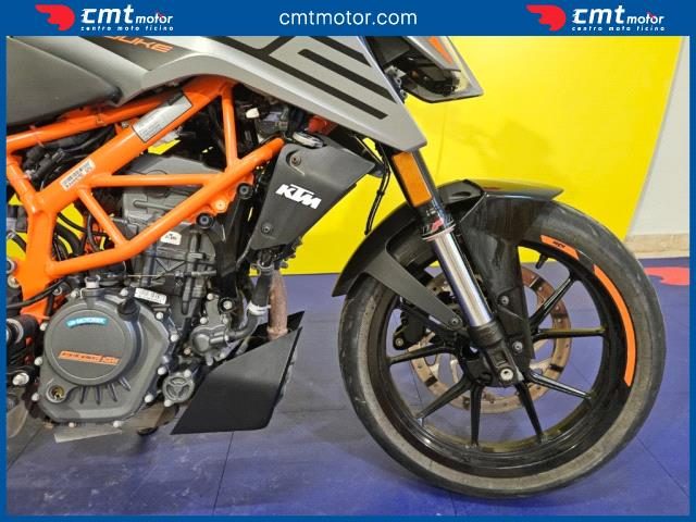 KTM 125 Duke usata 11