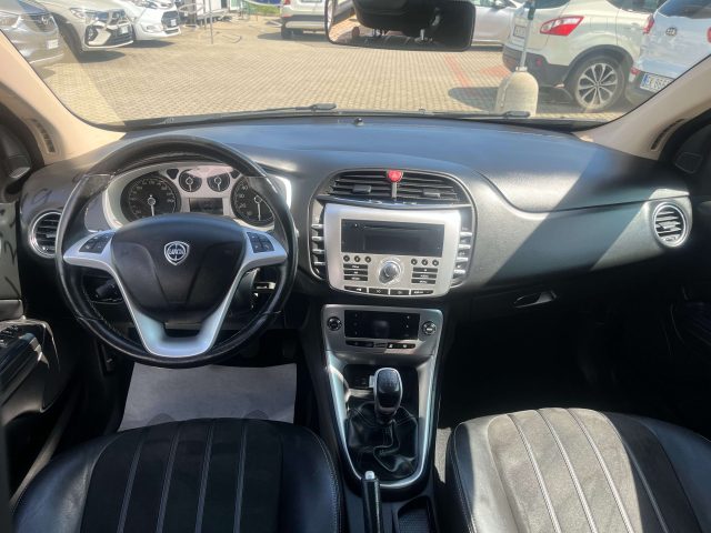 LANCIA Delta usata, con Autoradio