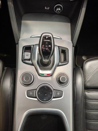 ALFA ROMEO Stelvio usata, con Park Distance Control