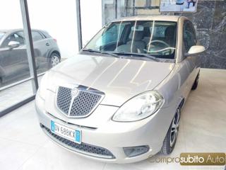 LANCIA Ypsilon usata, con Airbag