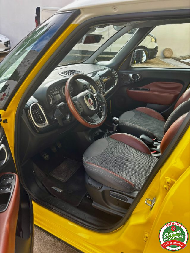 FIAT 500L usata, con Autoradio