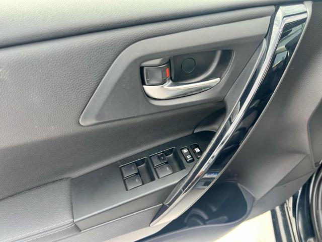 TOYOTA Auris Touring Sports usata, con Chiusura centralizzata telecomandata
