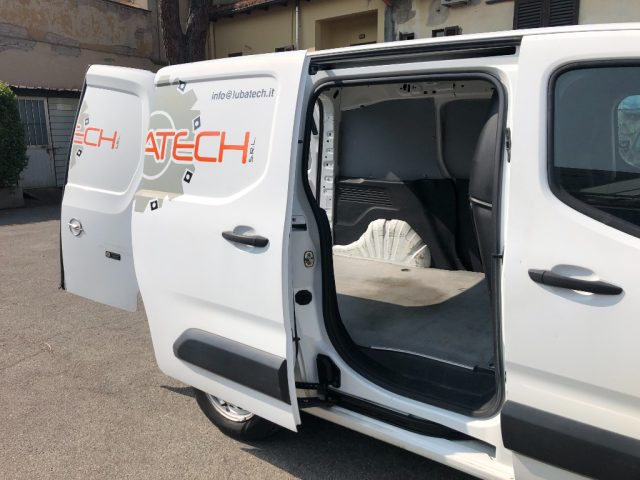OPEL Combo usata, con Bracciolo