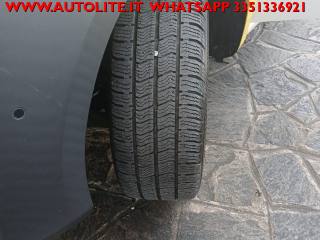 MERCEDES-BENZ Vito usata, con Sensori di parcheggio anteriori