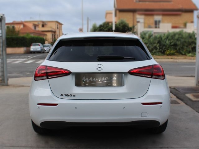 MERCEDES-BENZ A 180 usata, con Autoradio