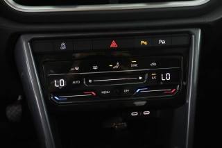 VOLKSWAGEN T-Roc usata 12