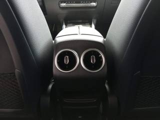 MERCEDES-BENZ B 180 usata, con Leve al volante