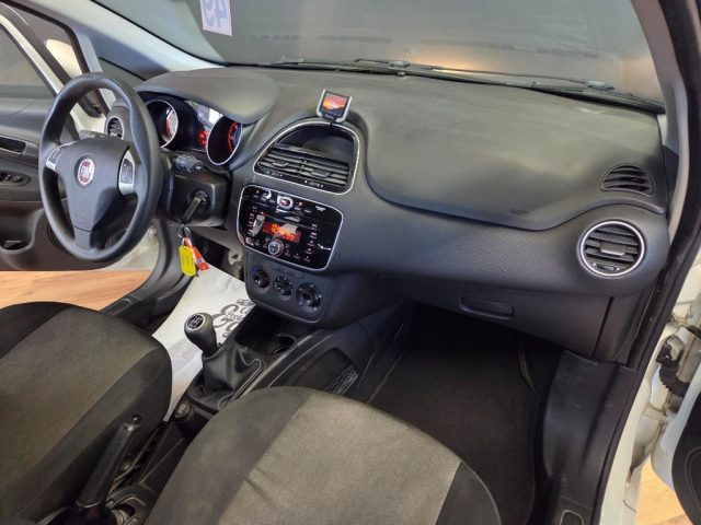 FIAT Punto usata, con Bluetooth