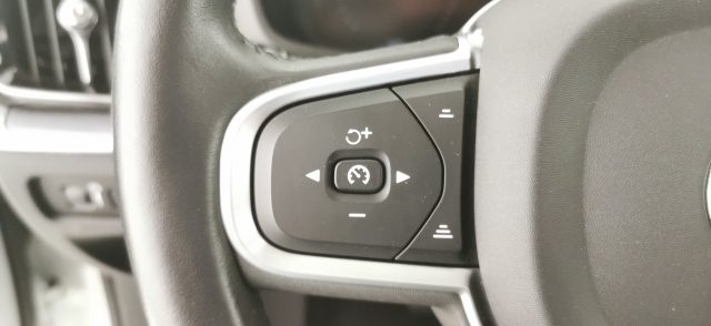 VOLVO V60 usata 64