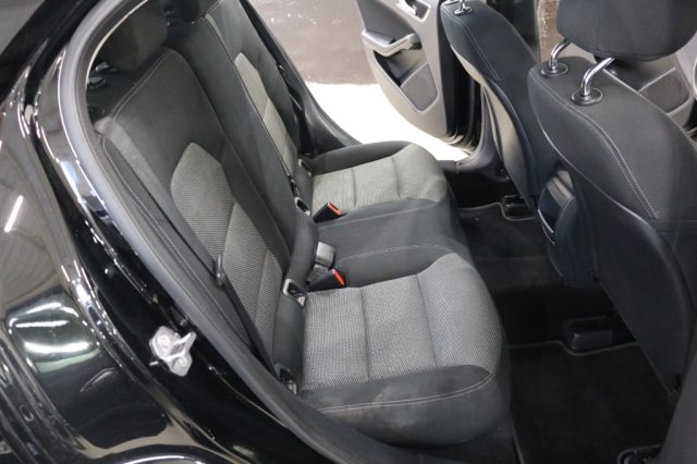 MERCEDES-BENZ GLA 180 usata, con Servosterzo