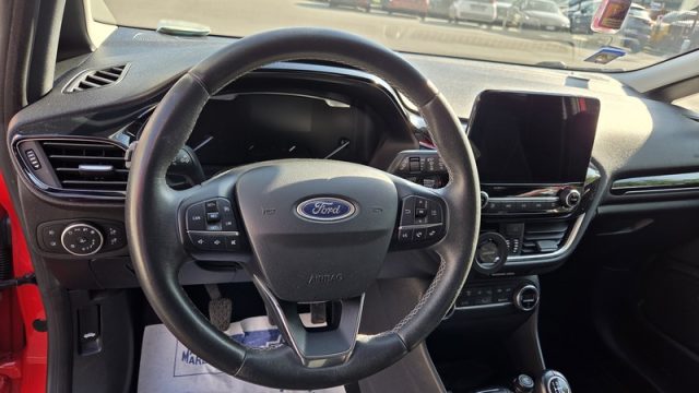 FORD Fiesta usata, con Fari LED