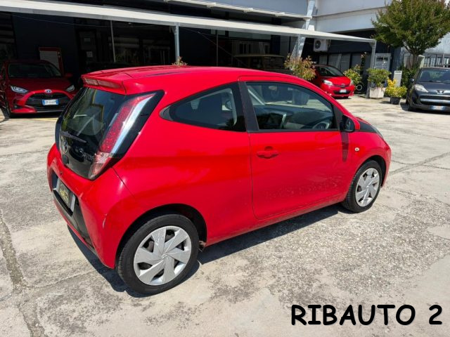 TOYOTA Aygo usata, con Sensore di luce